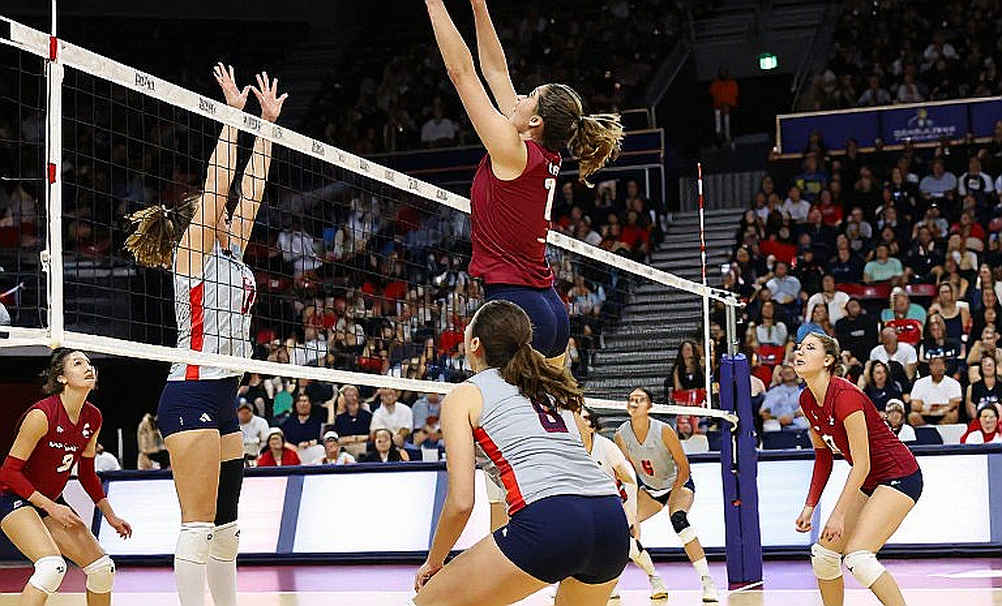Honda Center, Anaheim: When Volleyball Tries On Its Olympic 2028 Costume In Front Of The Mirror Honda Center, Anaheim: When Volleyball Tries On Its Olympic 2028 Costume In Front Of The Mirror