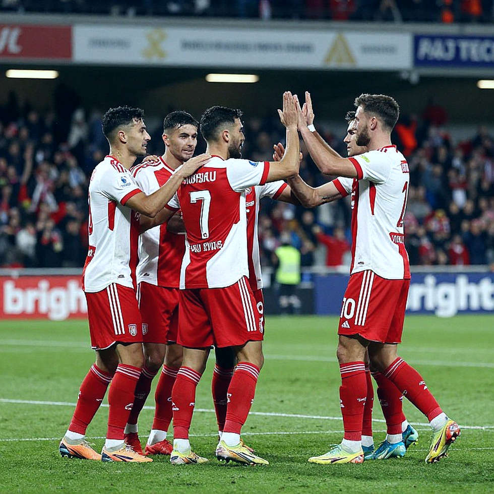 Fulham 1-1 Manchester United: thirty-eight seconds at Stockley Park and the Carrick crack still unsealed Fulham 1-1 Manchester United: thirty-eight seconds at Stockley Park and the Carrick crack still unsealed