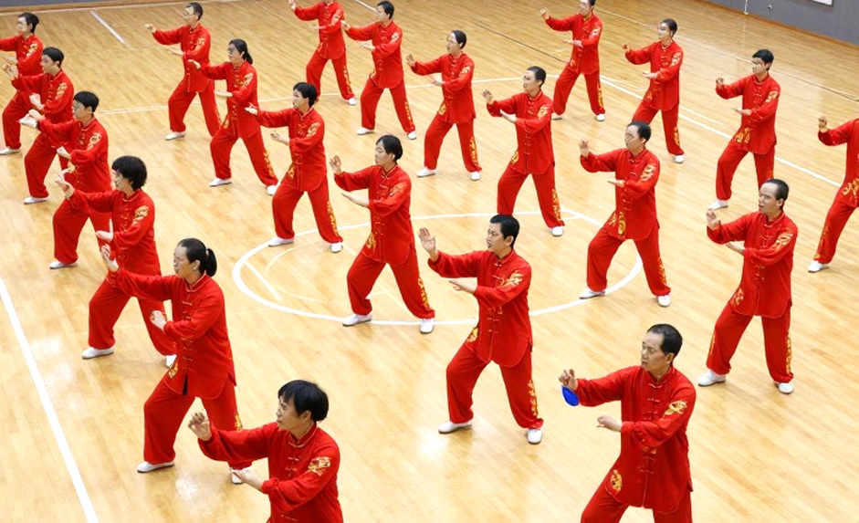 Cánh cửa sáng tạo: Khi bóng bàn vươn tới vòng tay trẻ thơ trên sóng CBeebies