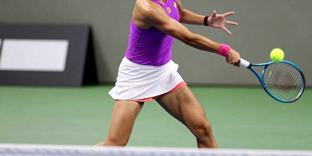 Sabalenka rời China Open từ vòng ba: Năm cơ hội trôi qua trong một game