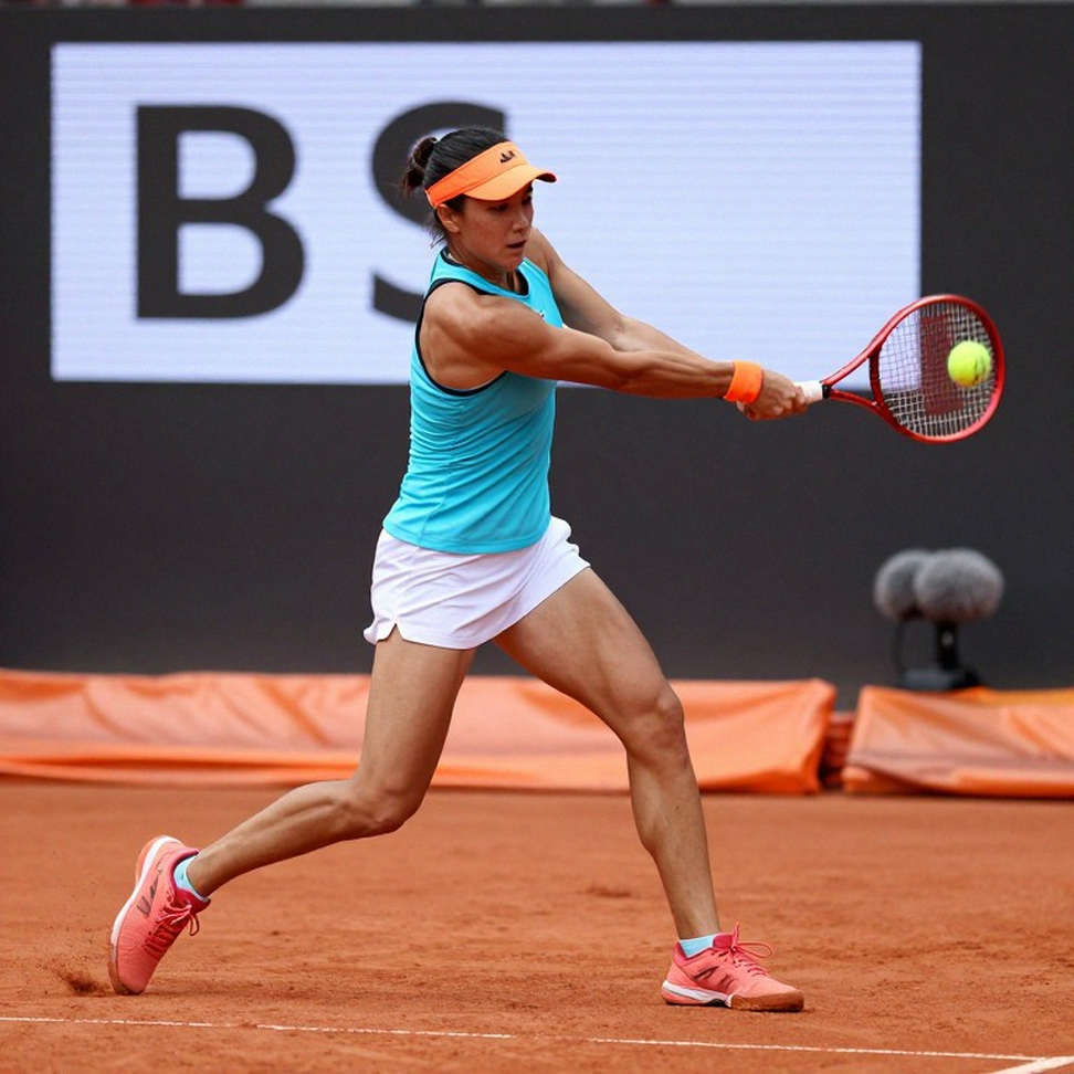 China Open: Bartunkova gieo địa chấn, Muchova thoát hiểm nghẹt thở, Alexandrova trình diễn giao bóng