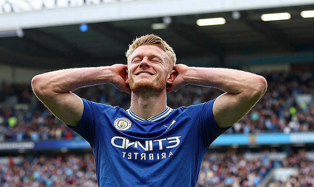 Nhịp đứt ở phút 17: Gakpo, Liverpool và cái giá của kỳ nghỉ quốc tế