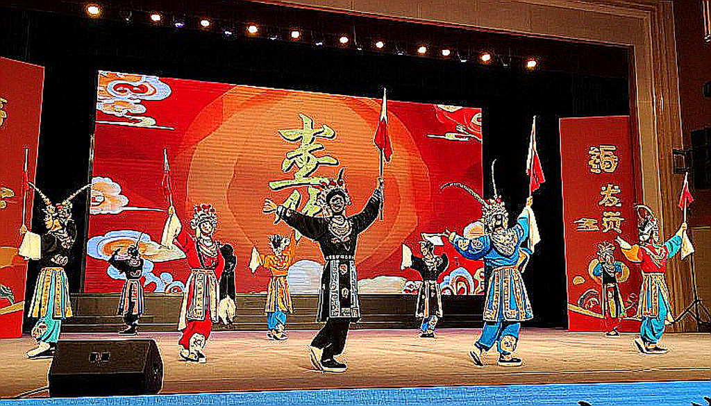 Lời khen của HLV Misra: Divya Deshmukh và Vaishali 'mạnh hơn khi vô địch Olympiad' — Nhưng bằng chứng ở đâu?